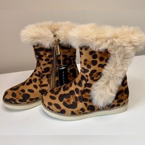 TAHARI BOSNER BOOT - Girls